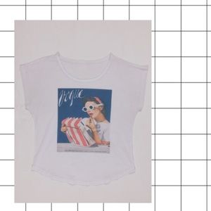 White vintage print vogue t-shirt